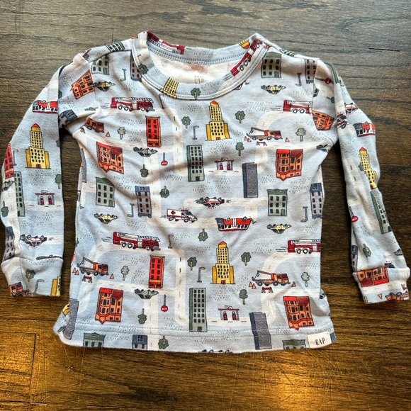 Gap Star Wars and city pajama bundle 12-18month - Picture 10 of 15